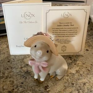Lenox pig